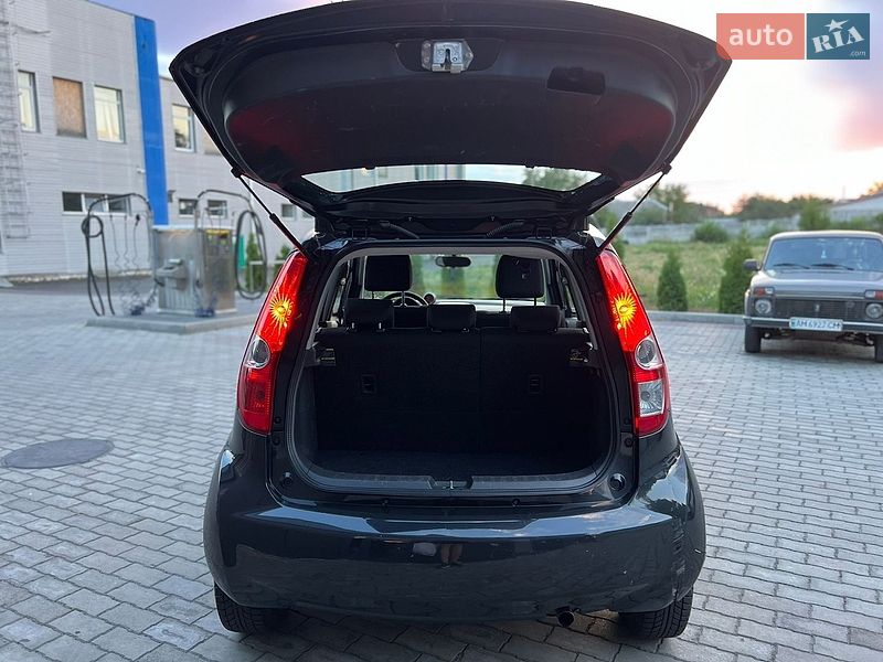 Хетчбек Suzuki Splash 2009 в Малині