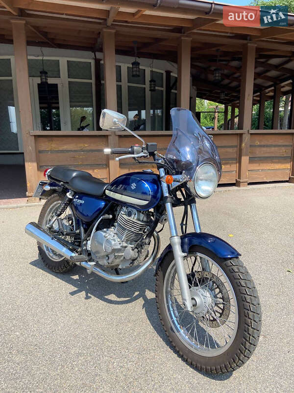 Мотоцикл Круизер Suzuki ST 250
