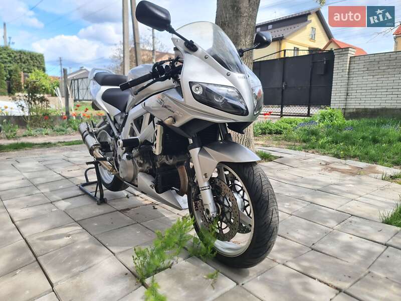Мото Suzuki SV 1000S