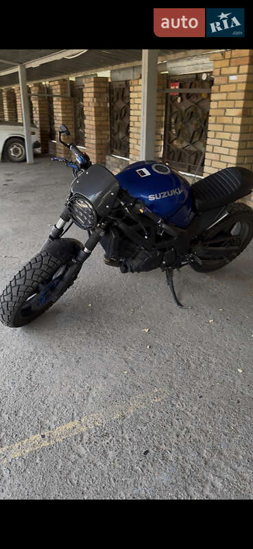 Suzuki SV 650S