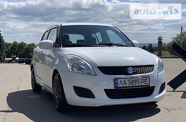 Suzuki Swift  2011