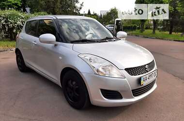 Suzuki Swift  2011