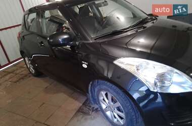 Suzuki Swift  2013