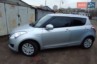 Suzuki Swift  2011
