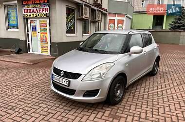 Suzuki Swift  2011