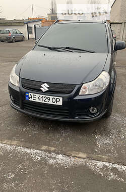 Suzuki SX4  2011