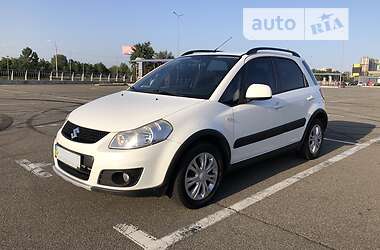 Suzuki SX4  2013