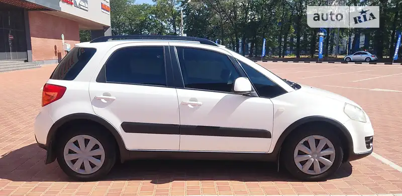 Suzuki SX4