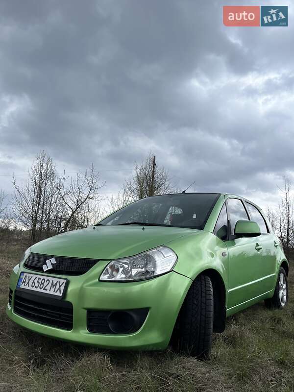 Suzuki SX4