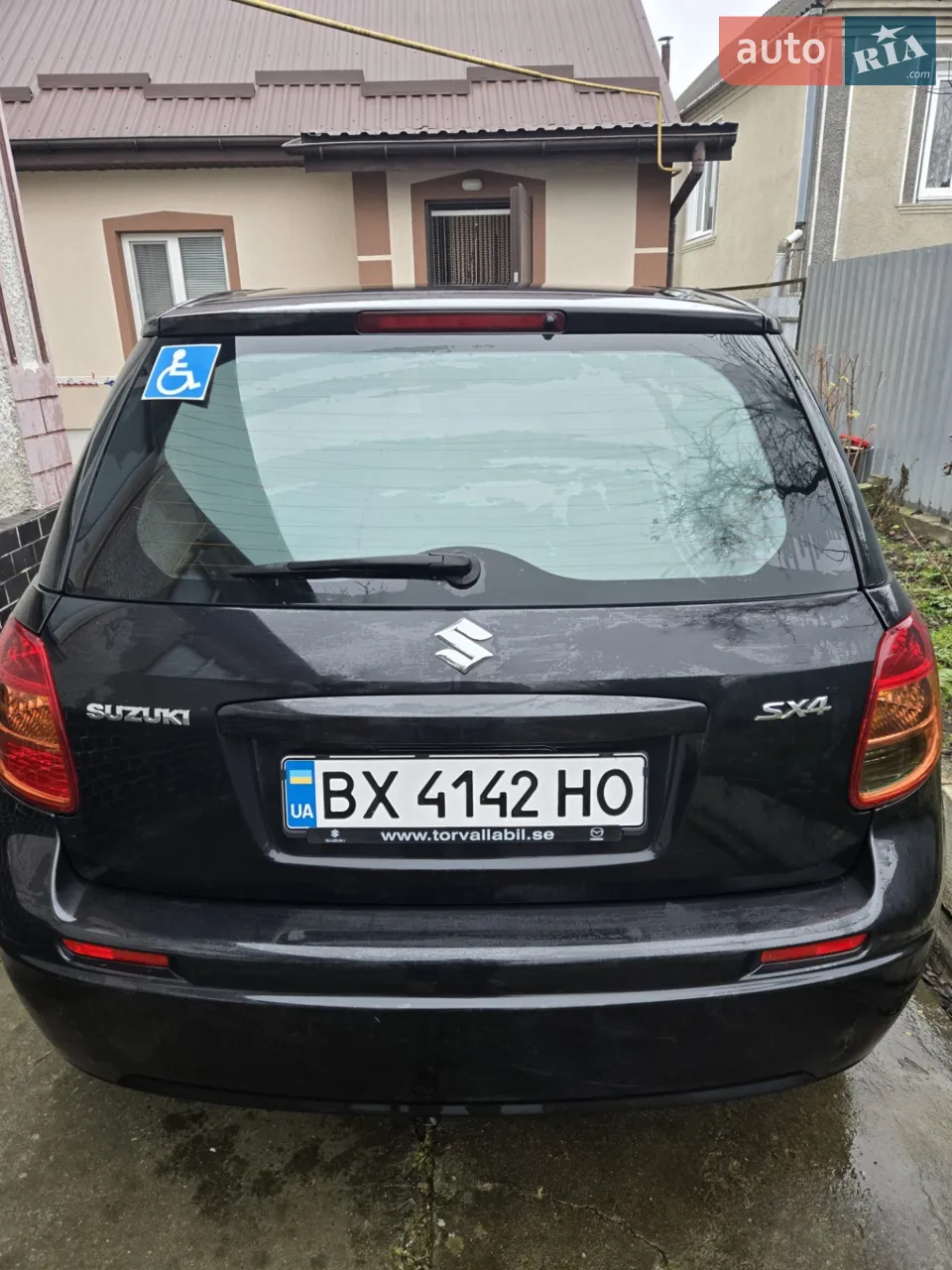 2010 Suzuki SX4 - мініатюра 4