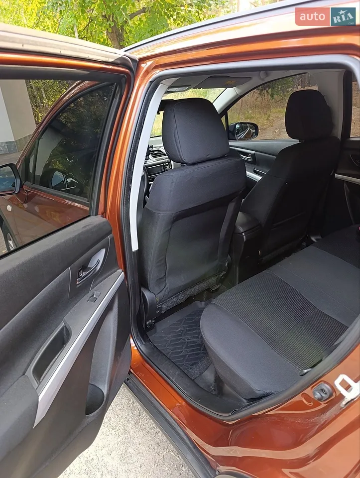2018 Suzuki SX4 - мініатюра 4