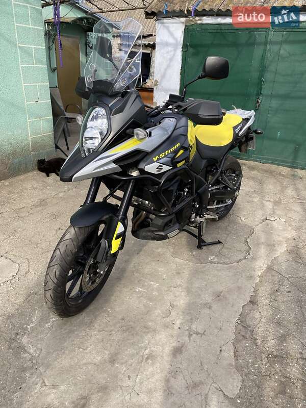 Мотоцикл Многоцелевой (All-round) Suzuki V-Strom 1000