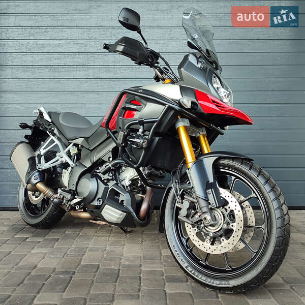 Мото Suzuki V-Strom 1000