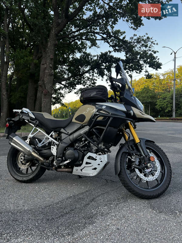 Мотоцикл Туризм Suzuki V-Strom 1000