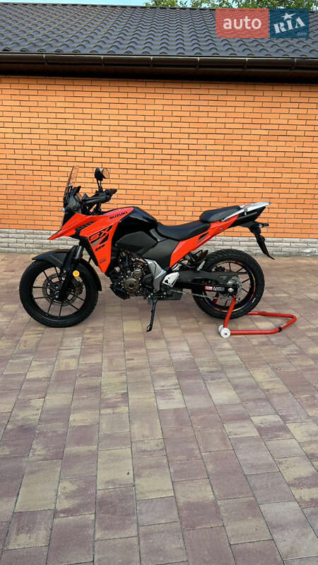Мотоцикл Багатоцільовий (All-round) Suzuki V-Strom 250