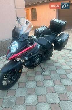 Suzuki V-Strom 650/XT  2021