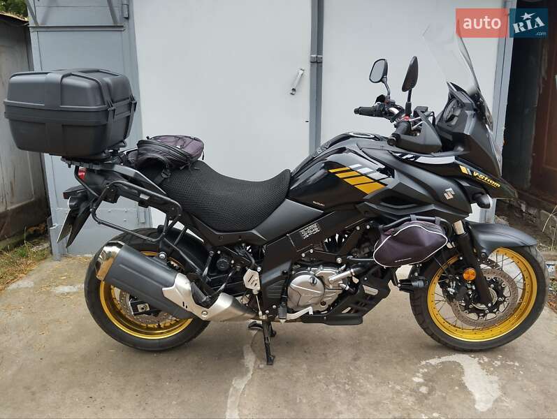 Мотоцикл Туризм Suzuki V-Strom 650/XT