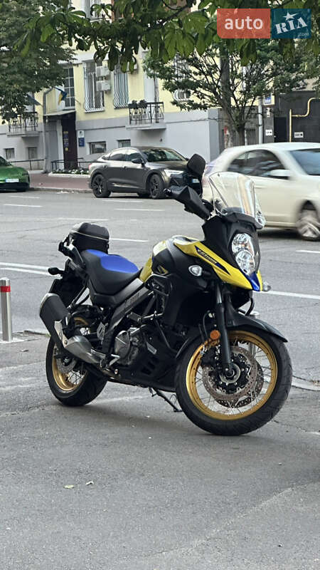 Мотоцикл Багатоцільовий (All-round) Suzuki V-Strom 650/XT