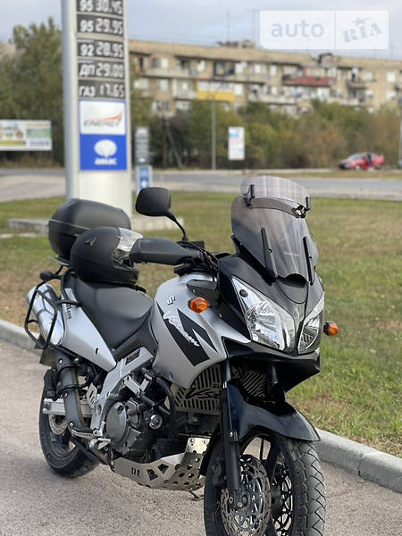 Мотоцикл Спорт-туризм Suzuki V-Strom 650