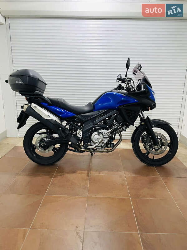 Мотоцикл Позашляховий (Enduro) Suzuki V-Strom 650