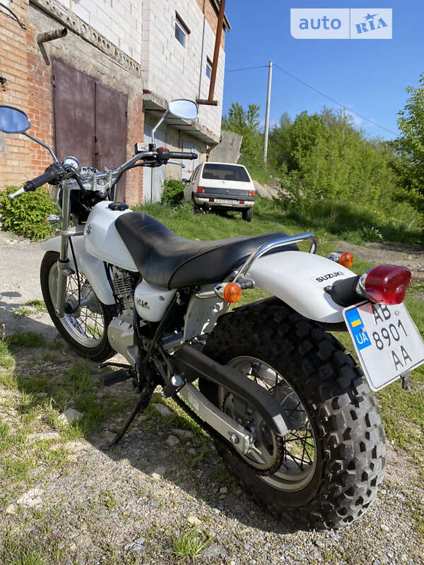 Suzuki VanVan 125