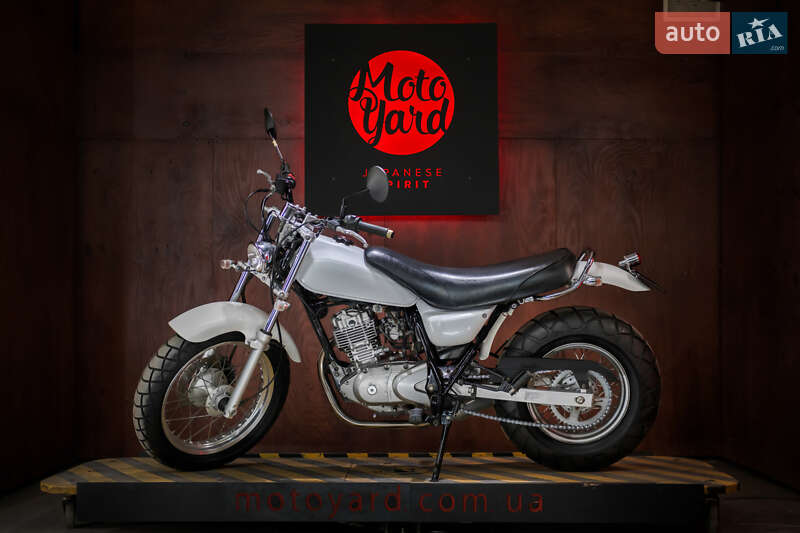 Мотоцикл Позашляховий (Enduro) Suzuki VanVan 200
