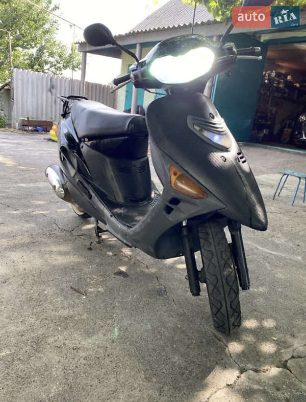 Мопеди Suzuki Vecstar 125