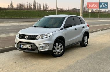 Suzuki Vitara  2015