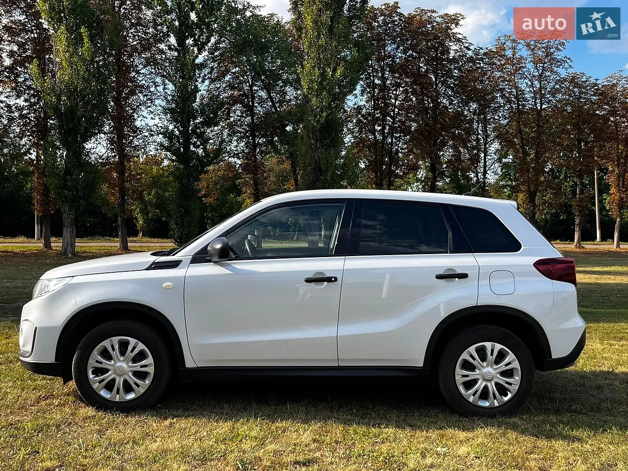 2023 Suzuki Vitara - фото 1