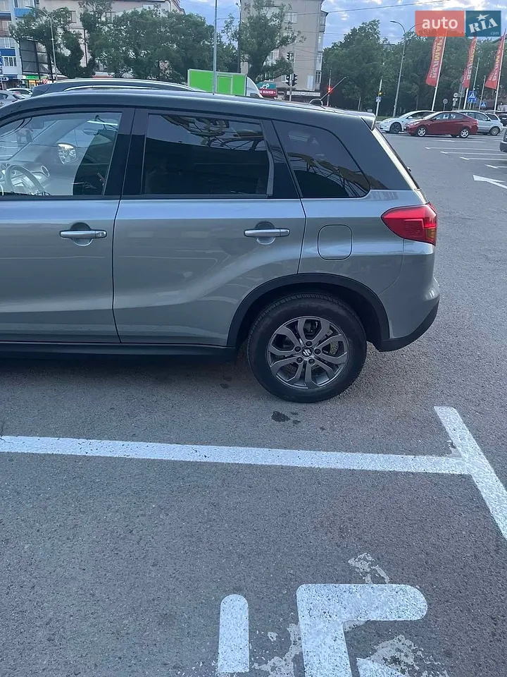 2018 Suzuki Vitara - фото 1