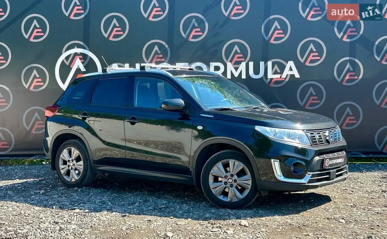 2019 Suzuki Vitara - фото 1