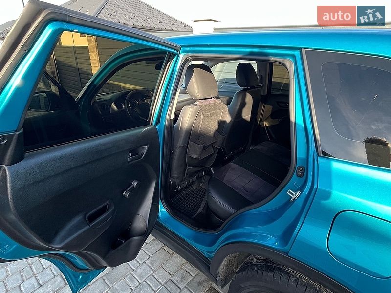 Внедорожник / Кроссовер Suzuki Vitara 2017 в Киеве