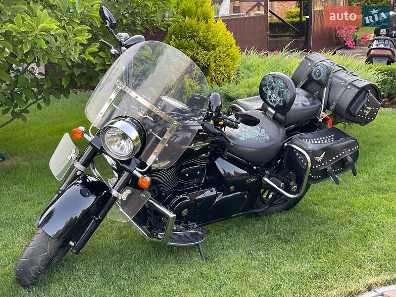 Мото Suzuki VL 800 Intruder