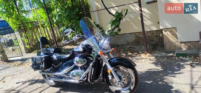 Мотоцикл Чоппер Suzuki VL 800 Intruder