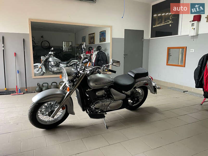 Мотоцикл Круизер Suzuki VL 800