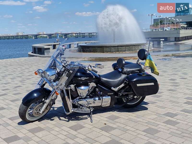 Suzuki VLR 1800