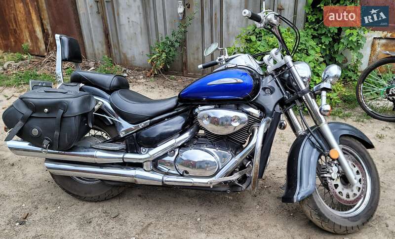 Suzuki VS 800 Intruder