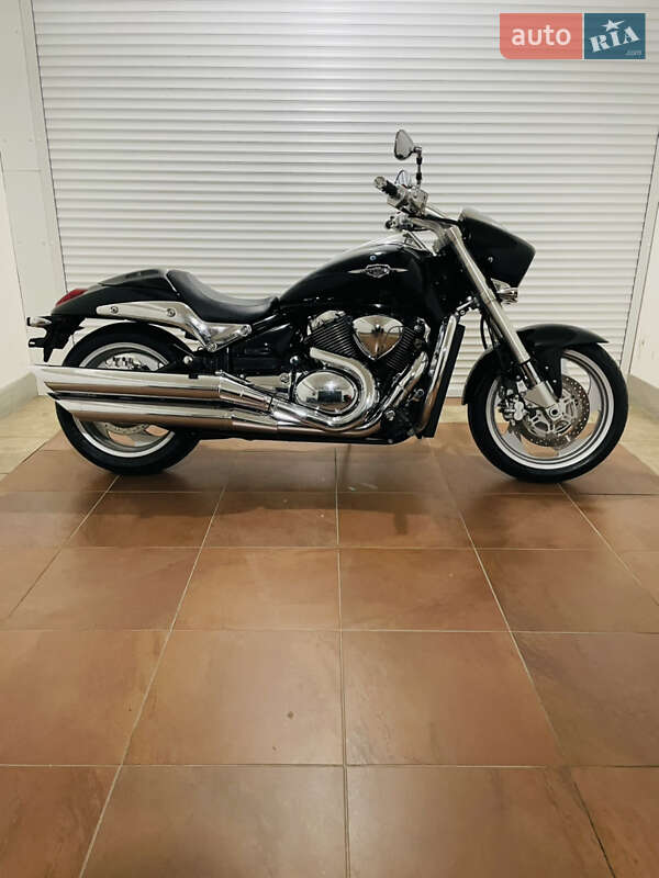 Мото Suzuki VZ 1500