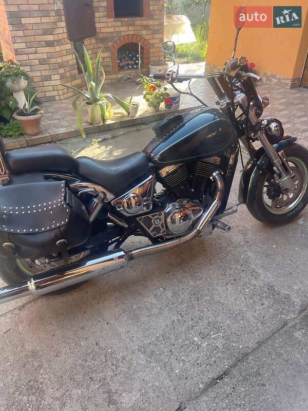 Мотоцикл Чоппер Suzuki VZ 800 Desperado