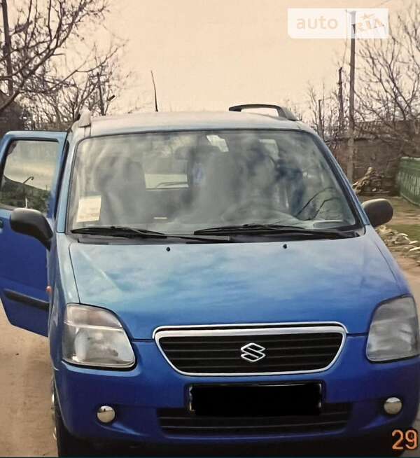 Седан Suzuki Wagon R