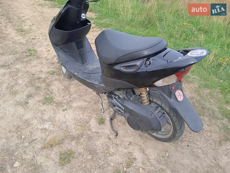 Suzuki ZZ 50 2000