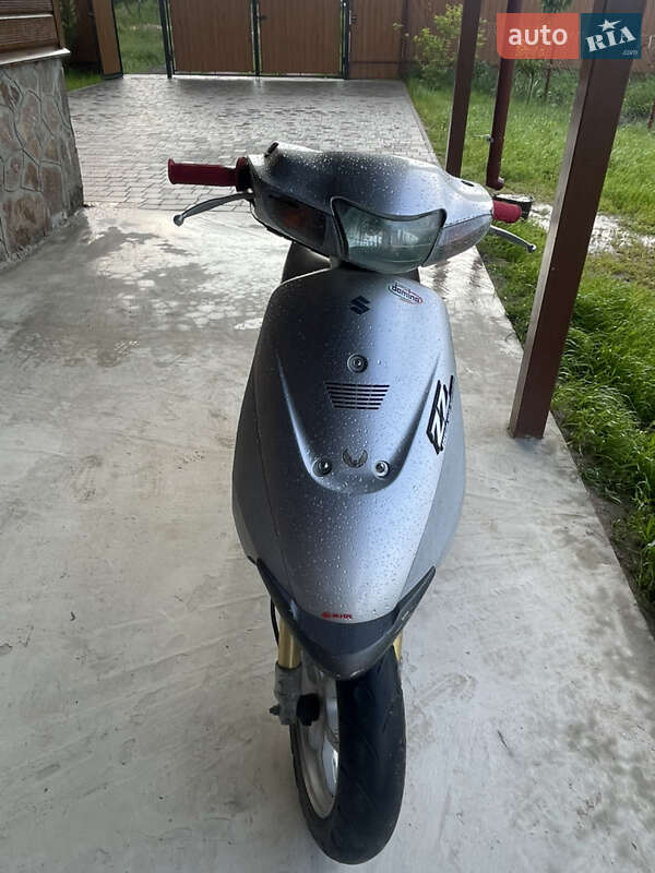 Скутер Suzuki ZZ 50