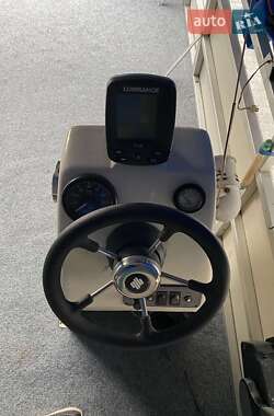 Катер Sylvan Explorer 1995 в Каменском