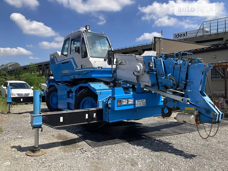 Tadano GR 2006