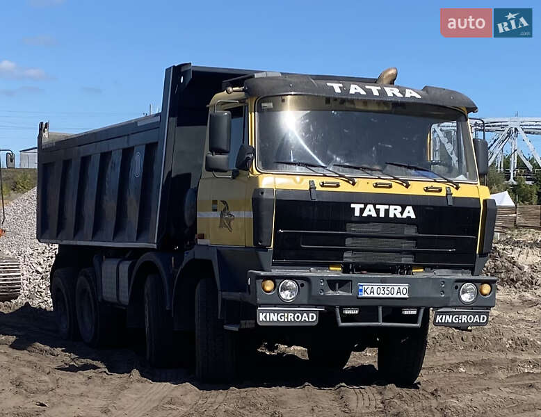 Tatra 8152