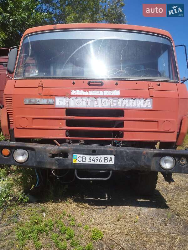 Tatra 815