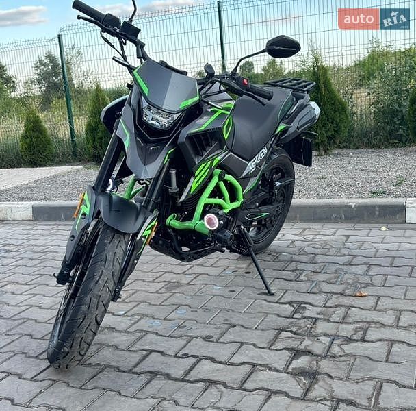 Мотоцикл Туризм Tekken 250