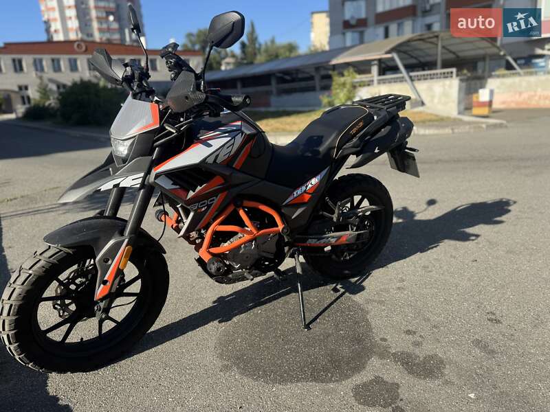 Мотоцикл Туризм Tekken 300