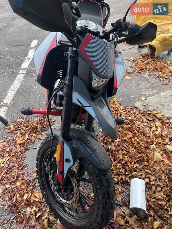 Мотоцикл Спорт-туризм Tekken 300