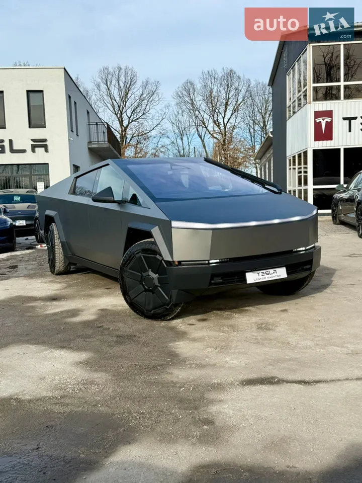 2024 Tesla Cybertruck - фото 1